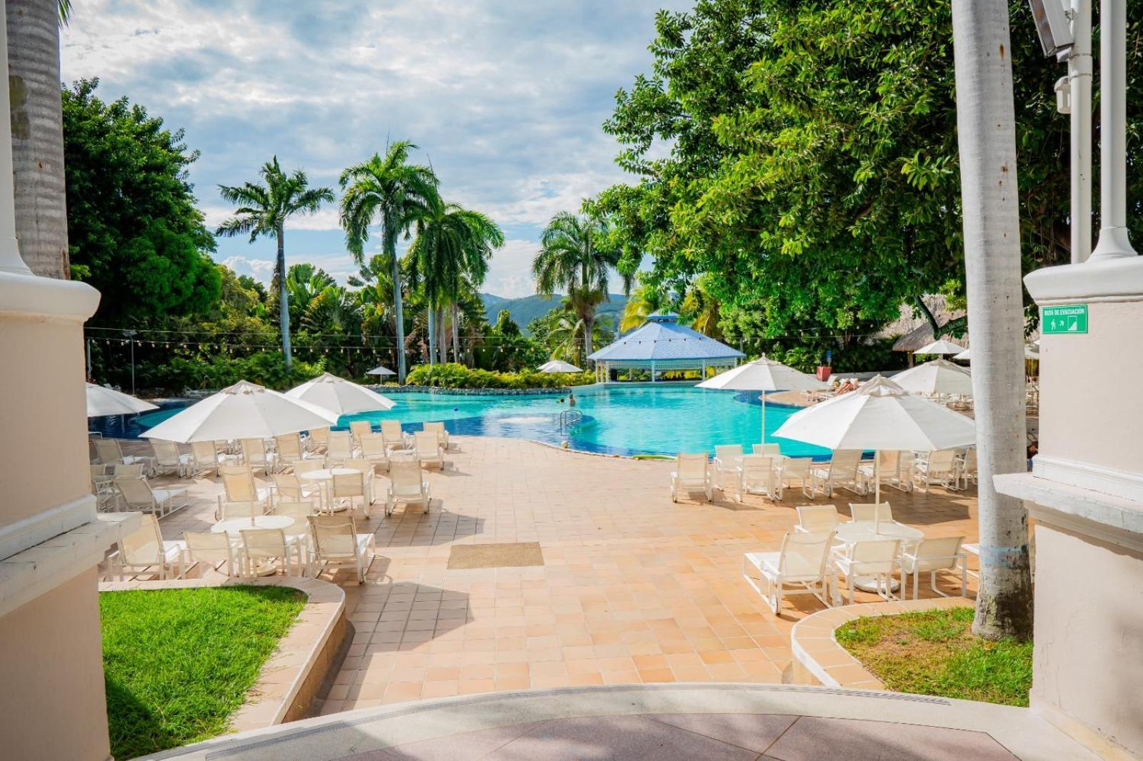Hotel Tocarema Girardot Exterior foto